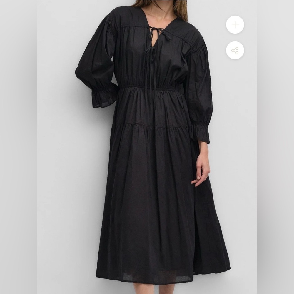 NWT Black Puff Sleeve Midi Dress